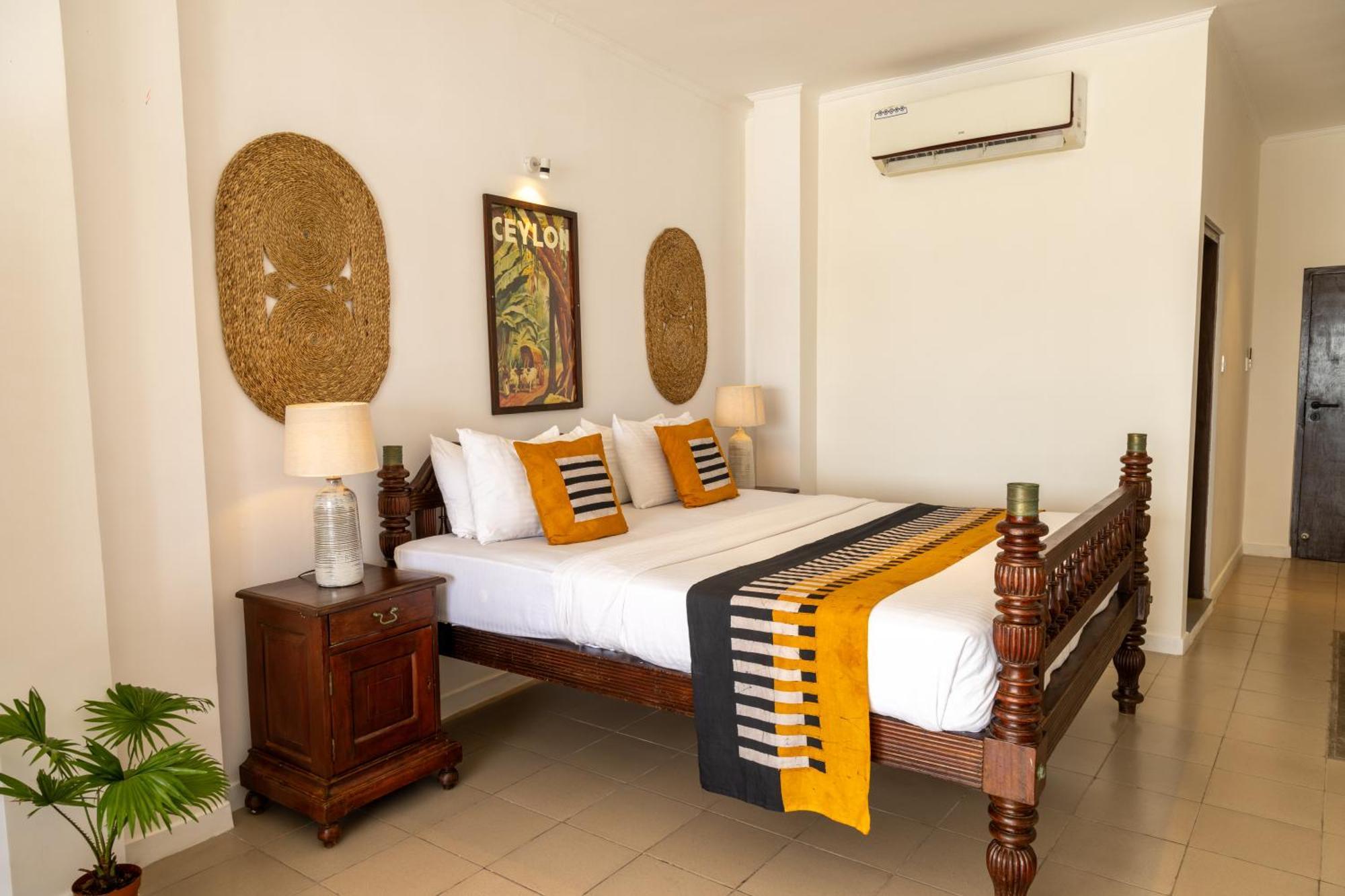 Neevana Hotel Hikkaduwa Exterior photo